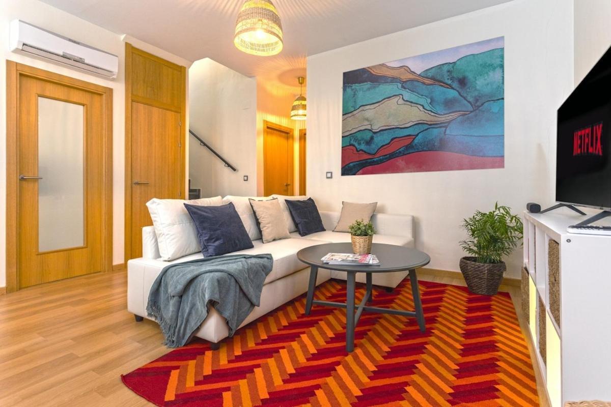 -Malagasunapts- Privateterrace Freeparking Pool Exterior foto